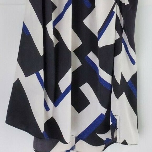 3 for $20 - 2 WHITE HOUSE BLACK MARKET Tops - 4/Small - Picture 5 of 7